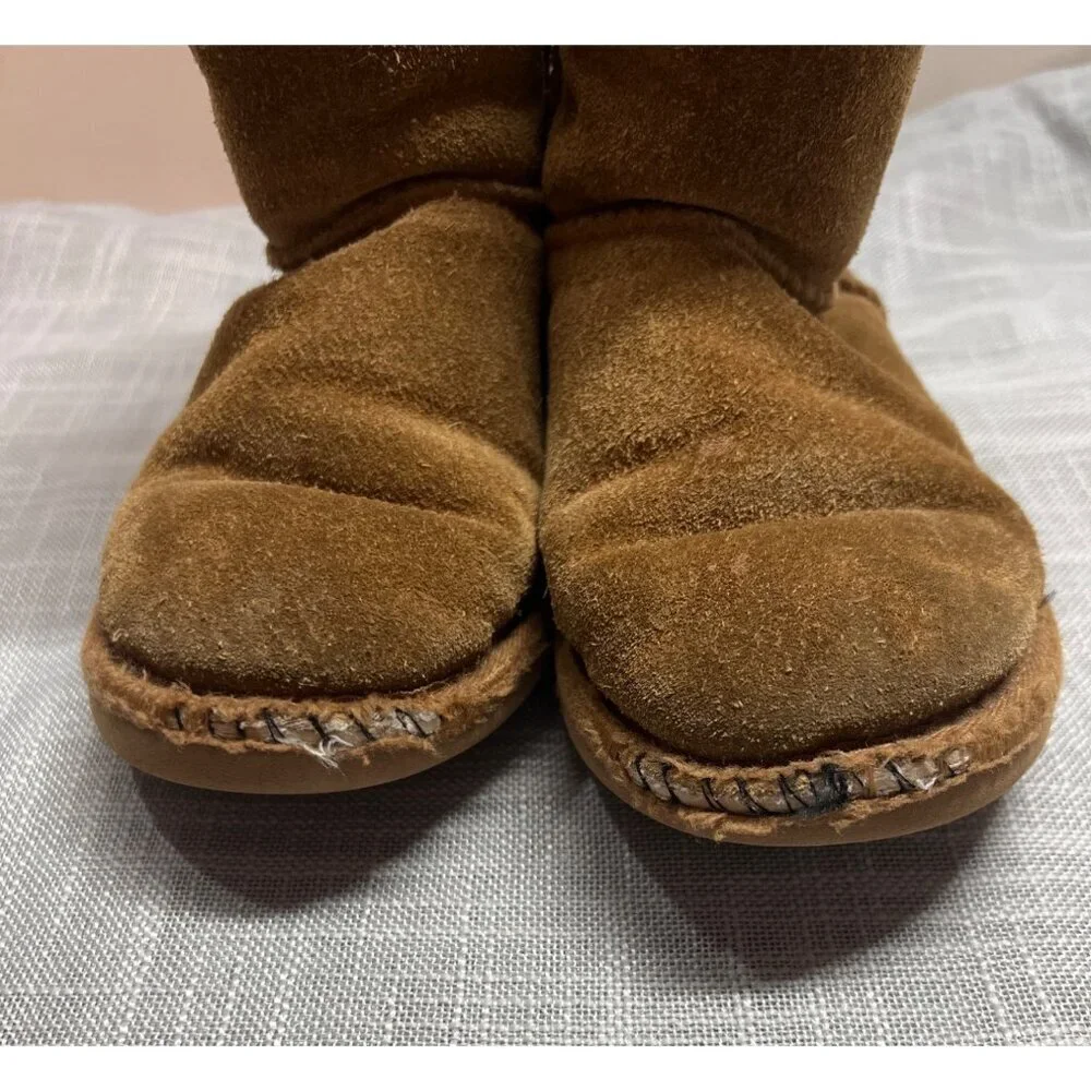 Ugg Australia Girls Boots Sherpa Lined Size 1 Tan Brown Side Button Detail